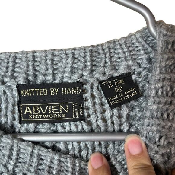 Vintage Abvien Knitworks Sweater - Picture 9 of 9